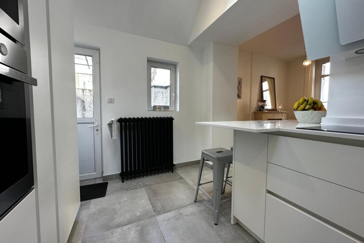 In The Beautiful Districts Of Tours A "Particular" With Great Comfort Villa Luaran gambar
